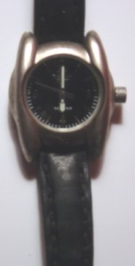 black-reebok-leather-watch